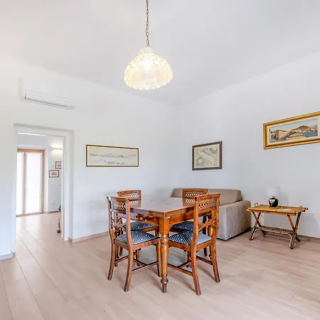 Apartman Maria Teresa *