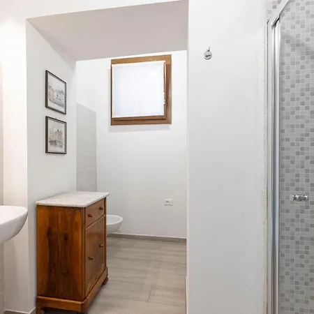 Maria Teresa Apartment