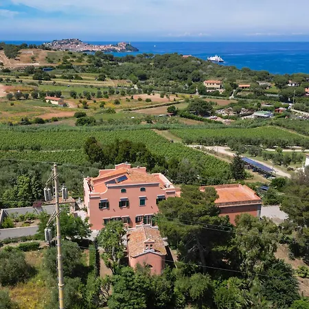 Maria Teresa * Casa Marchetti